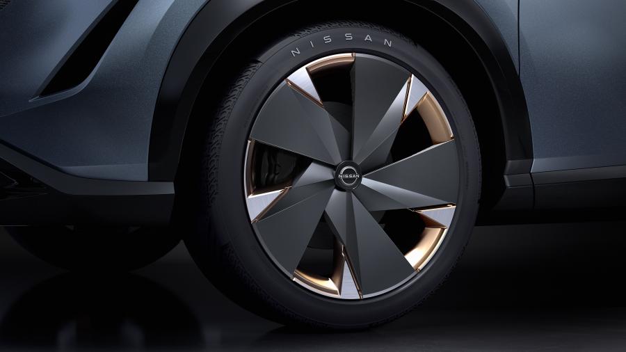 Колеса Nissan Ariya Concept 2019 года  (фото 22 из 44)